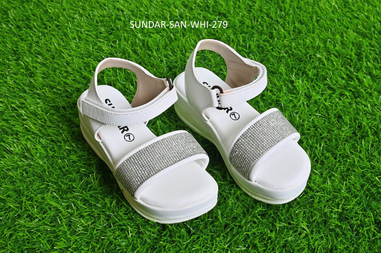Kids Sandals – Durable, Stylish & Comfortable Footwear for Everyday Adventures