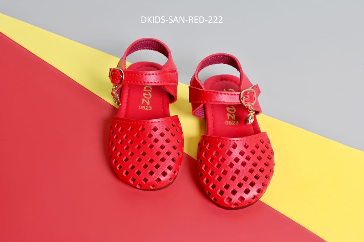 Latest Stylish Baby Girl Shoes 2025 – Cute, Comfy & Cool for Every Step for baby girl