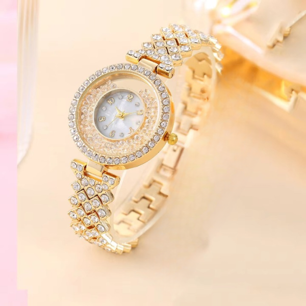 💎 Fashion Diamond Women’s Watch – Luxury Quartz Leisure Watch for Ladies (Without Box) ⌚✨