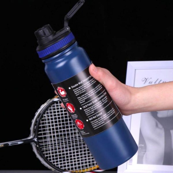 Summer Vacuum Water Bottle – 800ml Insulated Stainless Steel  Keeps Drinks Hot & Cold  Random Color