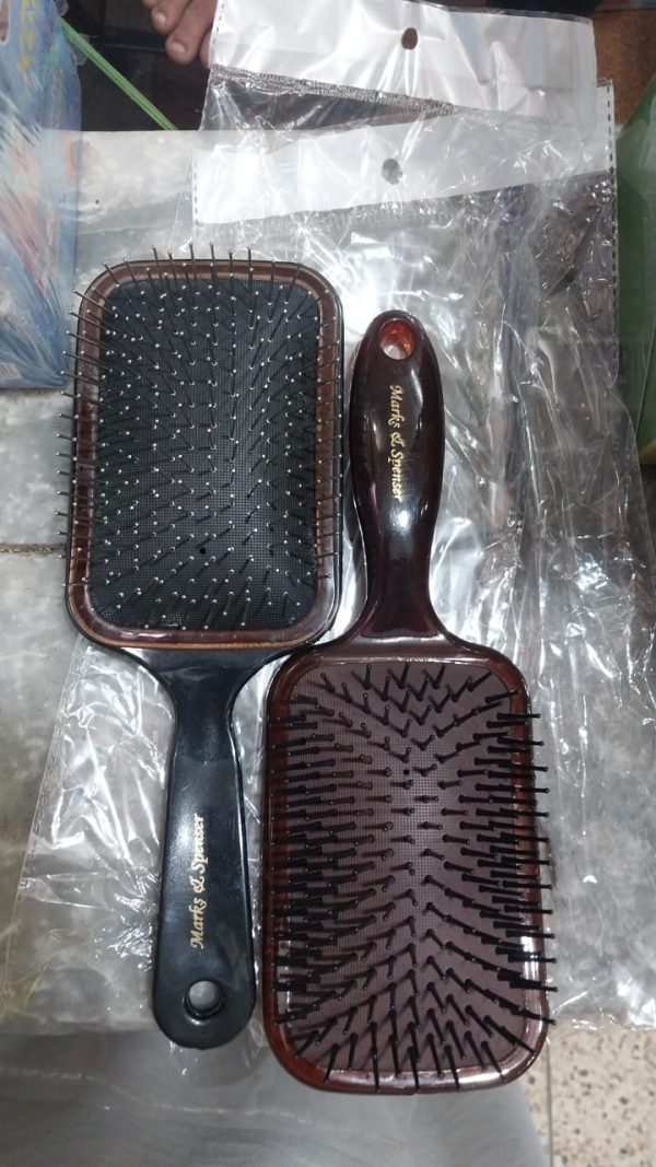 Paddle Hair Brush with Scalp Massager – Wooden-Style Handle, Nylon Pins & Cushion Pad for Wet & Dry Hair Detangling