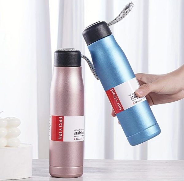550ml Stainless Steel Vacuum Insulated Water Bottle – Cola Shape Thermos with Leak-Proof Rope Cap (Hot & Cold, Random Color)