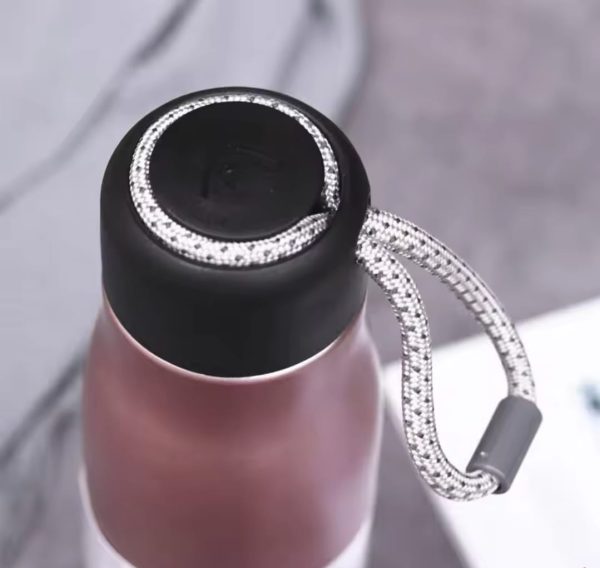 550ml Stainless Steel Vacuum Insulated Water Bottle – Cola Shape Thermos with Leak-Proof Rope Cap (Hot & Cold, Random Color)